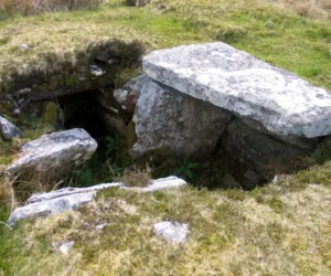 Behy Court Tomb