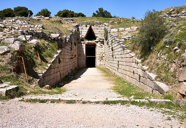 Excavation and Findings of Tomb of Clytemnestra