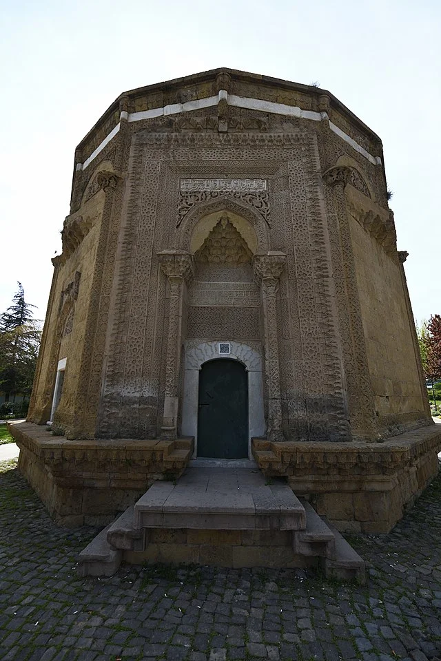 Historical Context of Hudavent Hatun Tomb