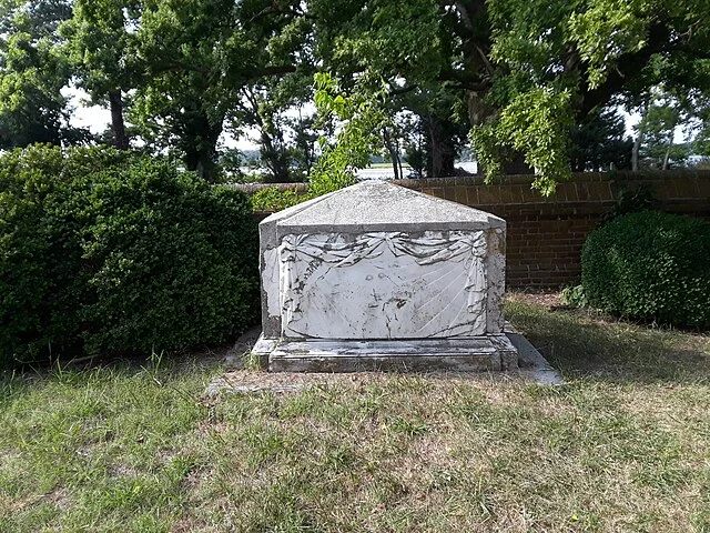 Historical Significance of Tomb of Custis