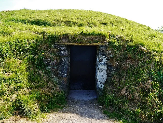 Location and Structure of Fourknocks Passage Tomb