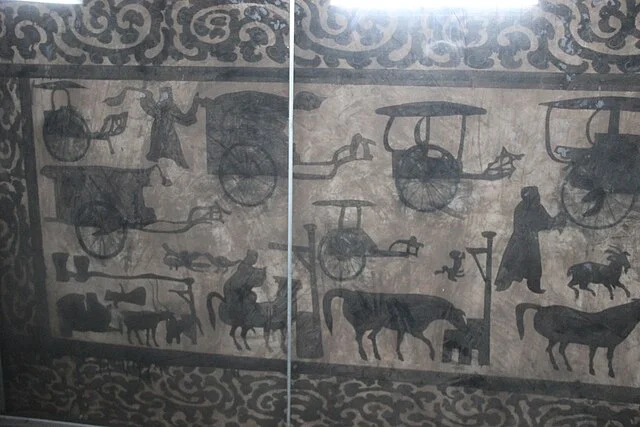 Murals and Art of Dahuting Han Tombs