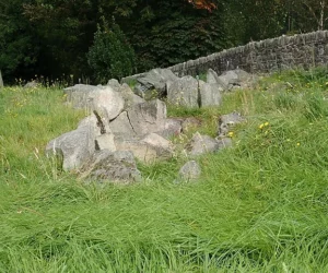 Rockmarshall Court Tomb