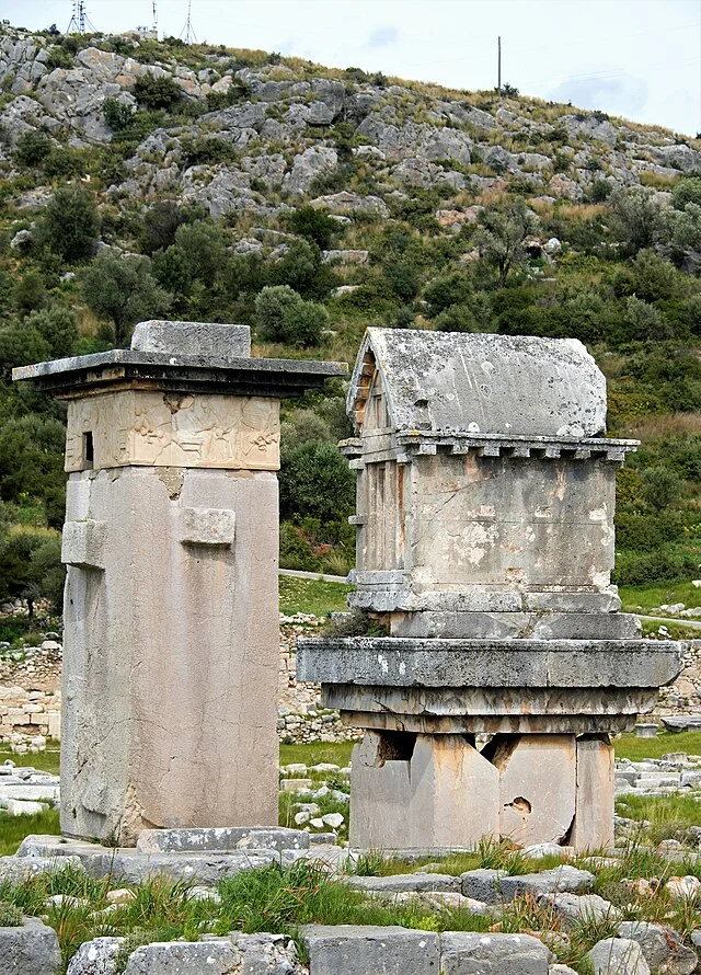 Structure and Architecture of Harpy Tomb