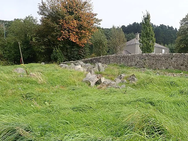 Structure and Design of Rockmarshall Court Tomb