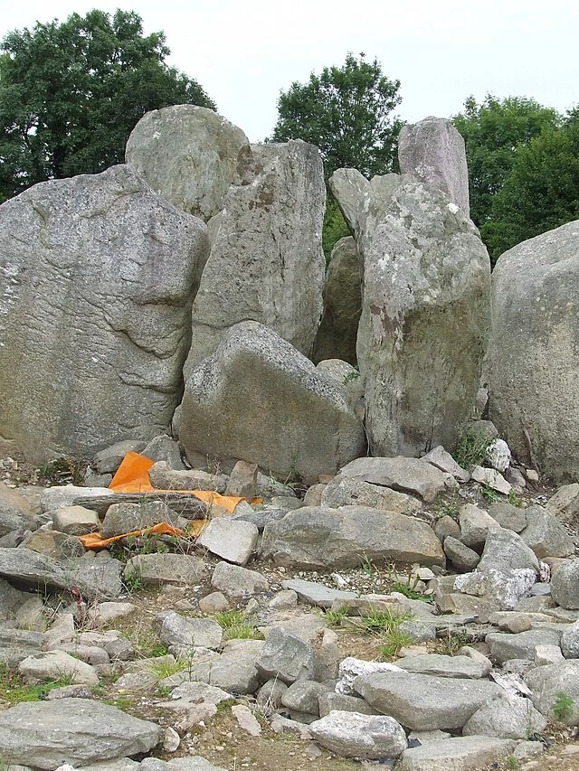 Location and Structure of Knockroe Passage Tomb