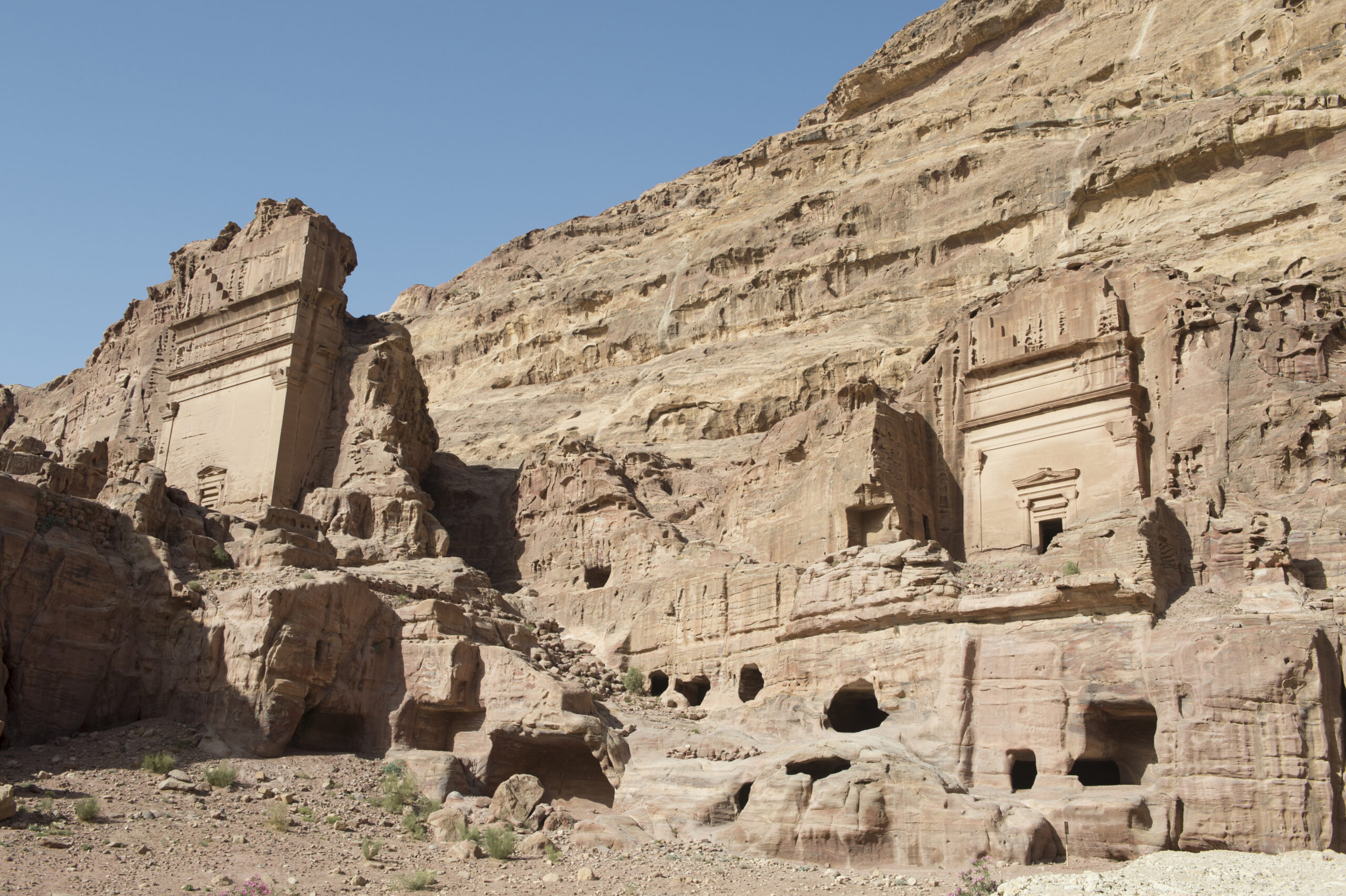 Tomb of Unayshu and neighbouring rock-cut tombs on Jabal al-Khubtha, Petra