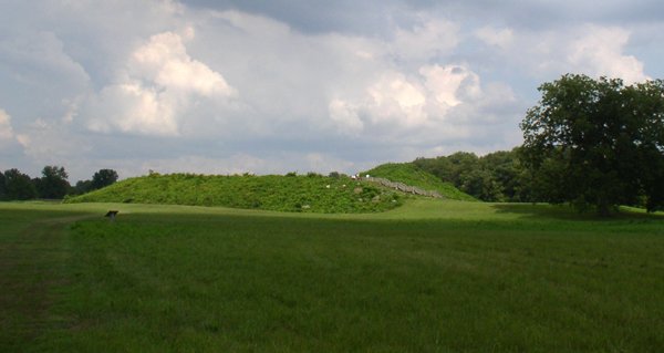 Reconstructed wattle-and-daub palisade and bastion at Angel Mounds