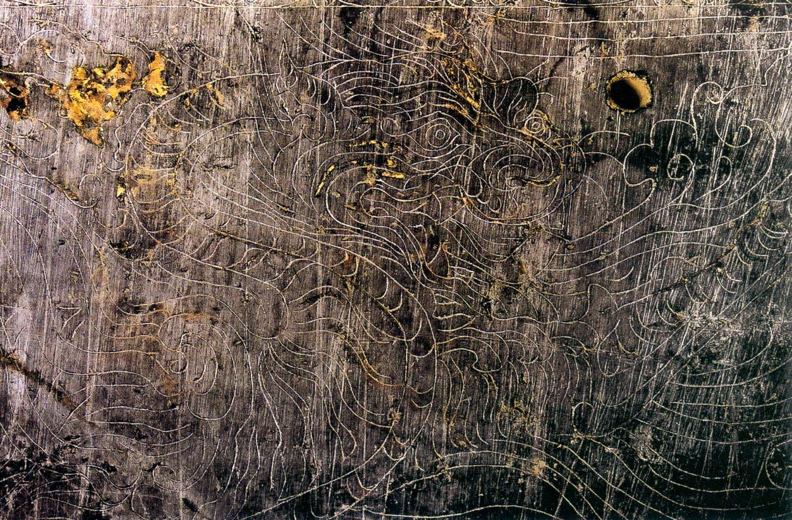 Incised white dragon on a side panel of Li Dan's Northern Zhou stone coffin