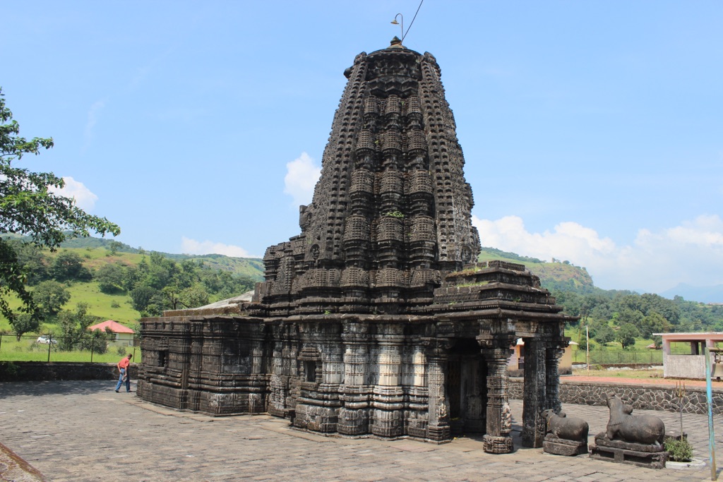 Amruteshwar Temple 2