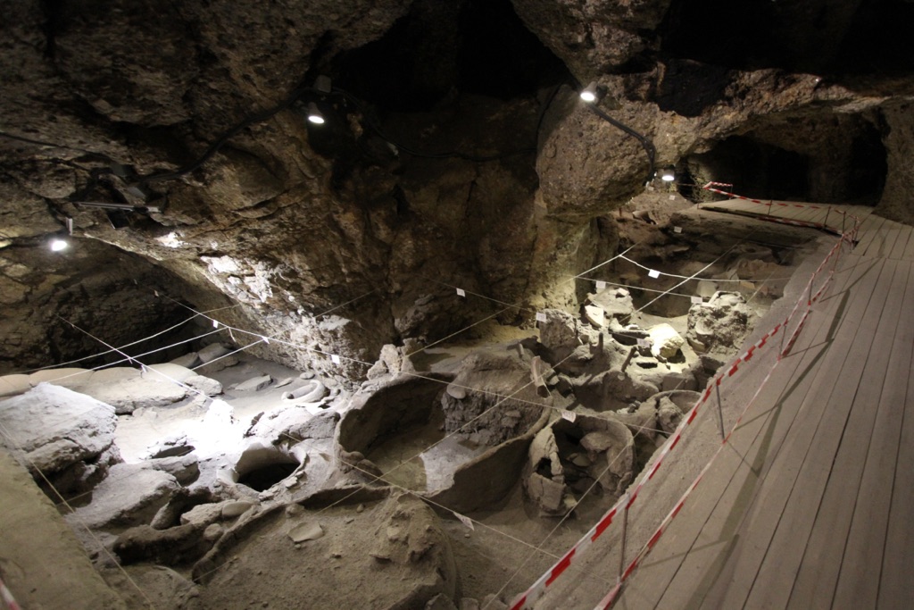 Areni-1 cave complex