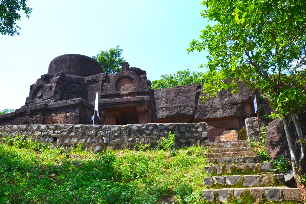 Binnayaga Buddhist Caves 2