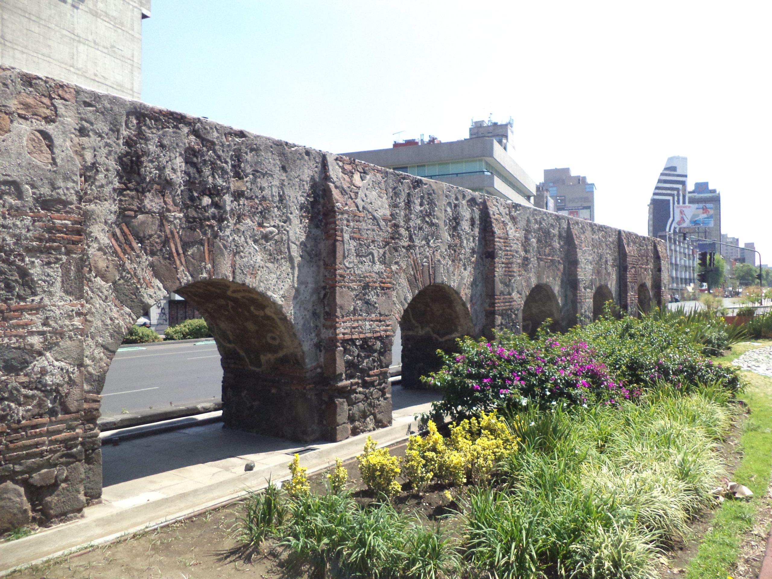 Chapultepec aqueduct 2