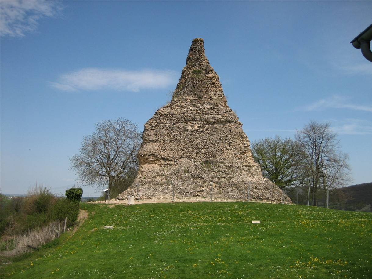 Couhard Pyramid 3