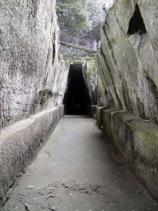 Cumaean Sibyl's Cave 2