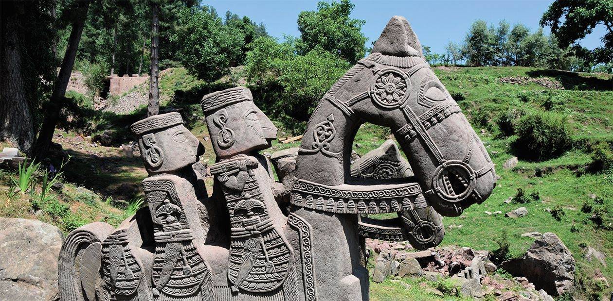 Horsemen Statues of the Pir Panjal 13