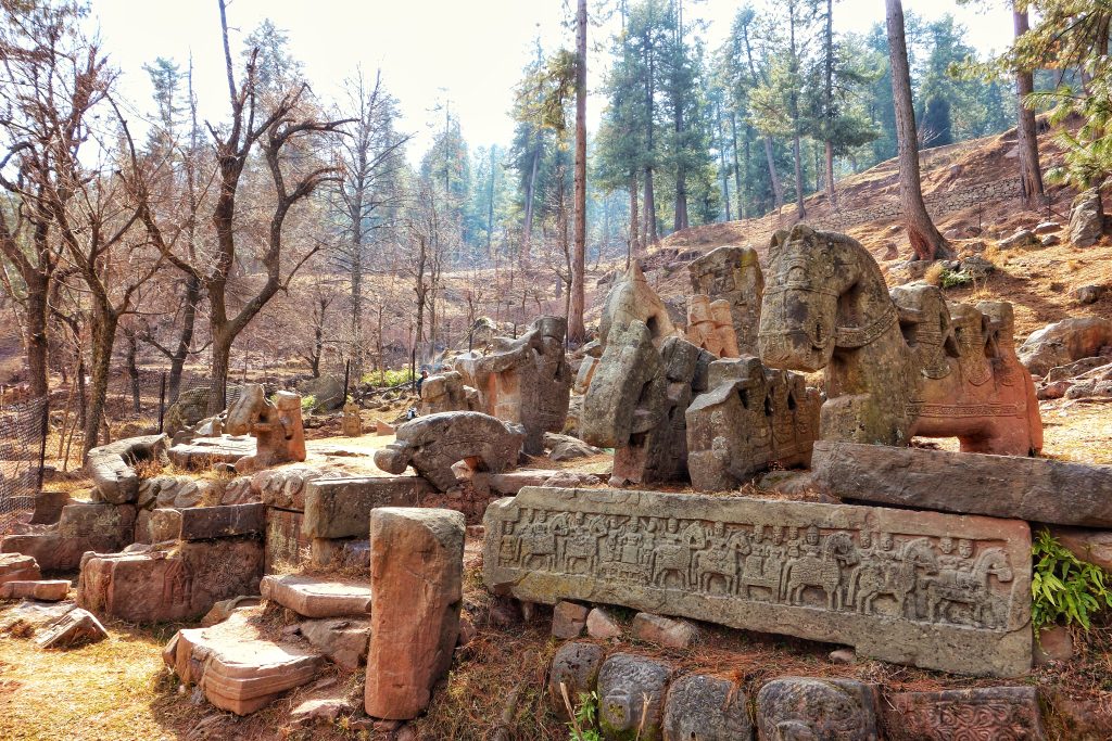 Horsemen Statues of the Pir Panjal 7