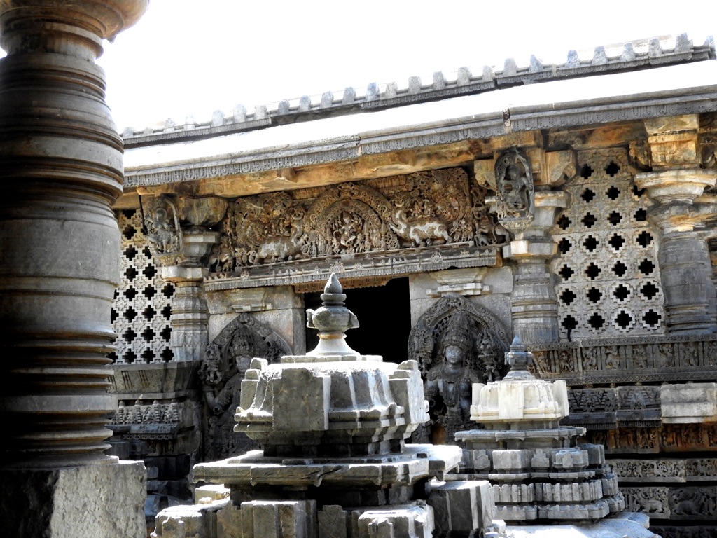 Hoysaleswara temple 11