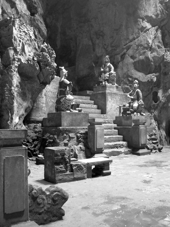 Huyen Khong Cave 1