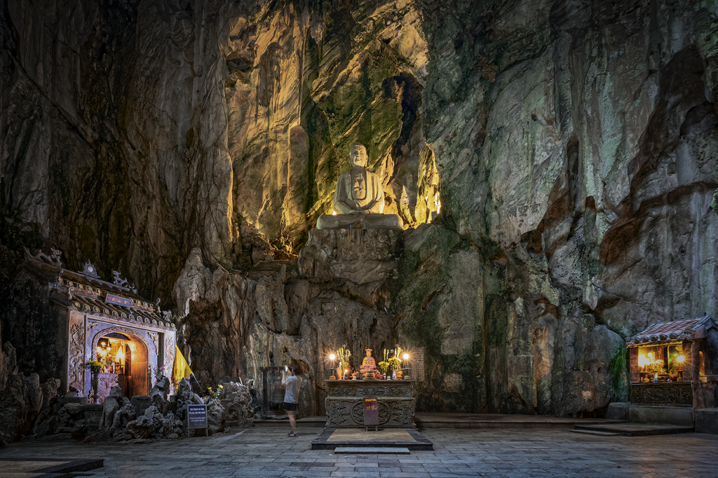 Huyen Khong Cave 3