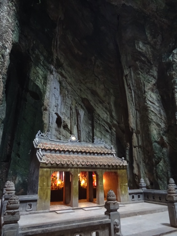 Huyen Khong Cave 6