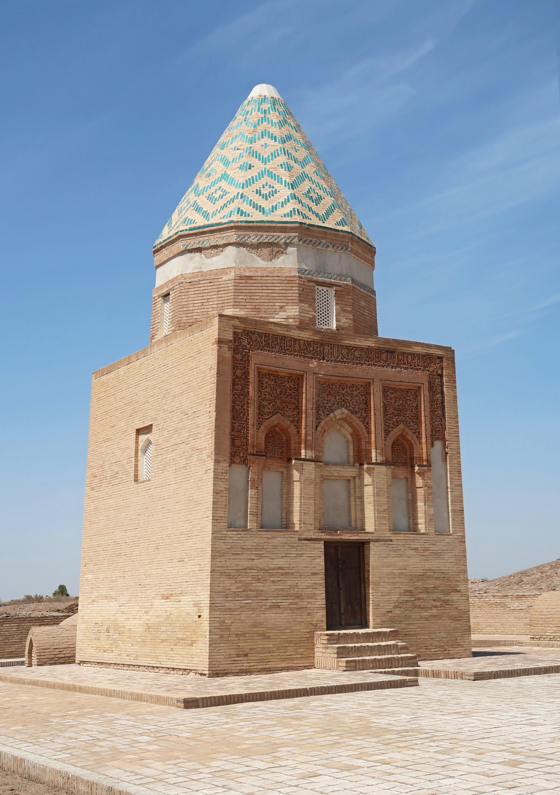 Il Arslan Mausoleum 3