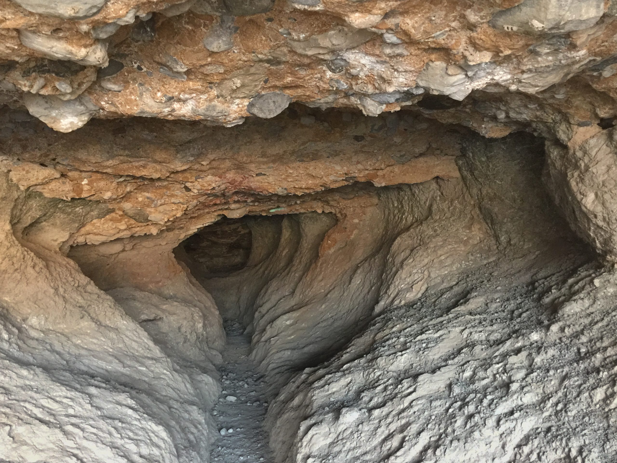 Izki Jarnan Cave