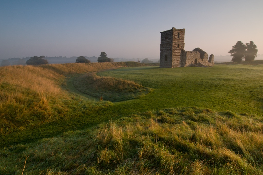 Knowlton Church and Earthworks