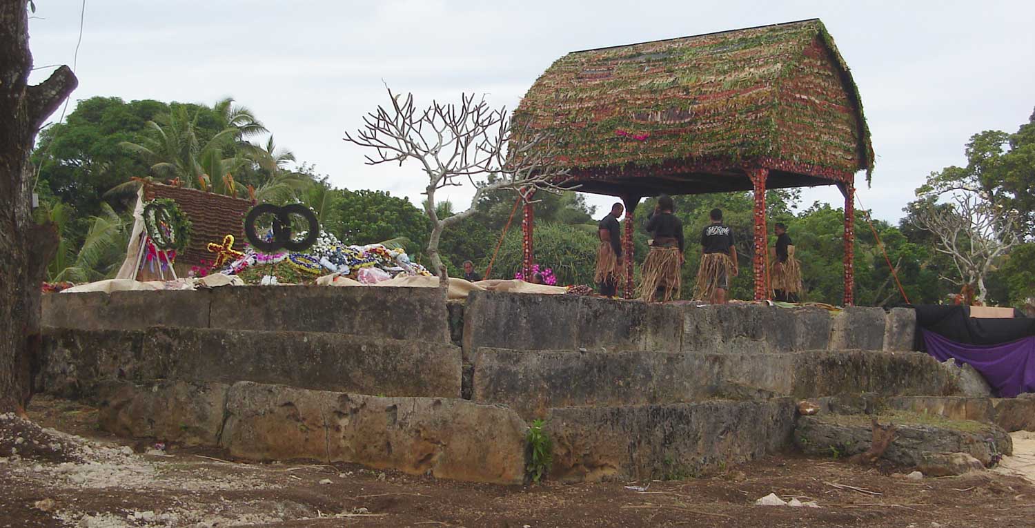 Langi Tombs 5