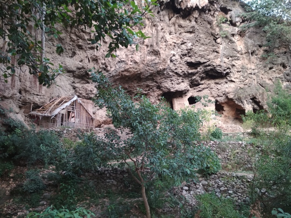 Shah Allah Ditta caves 3