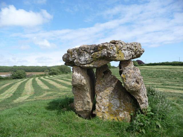 St Lythans Burial Chamber