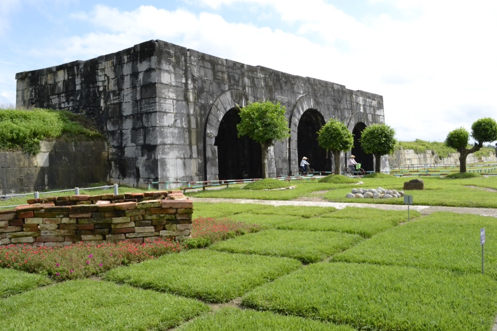 The Citadel of the Hồ Dynasty 3