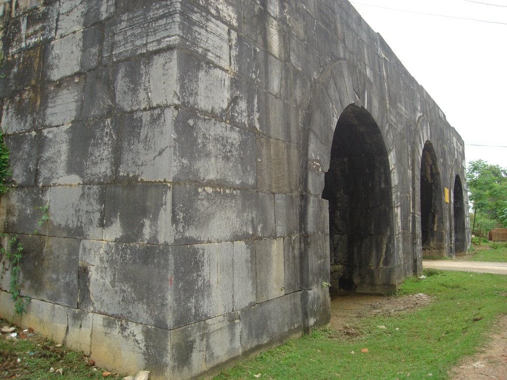 The Citadel of the Hồ Dynasty 6
