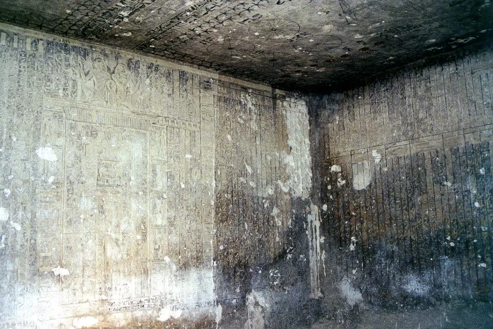 Tomb of Senenmut 8