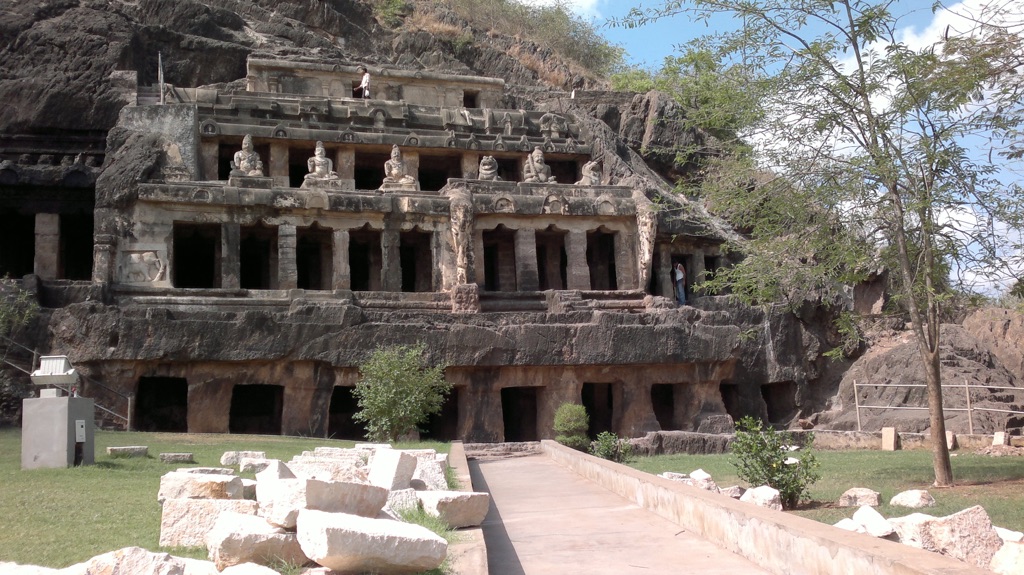 Undavalli Caves 3