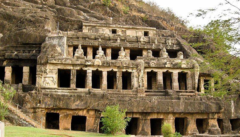 Undavalli Caves 5