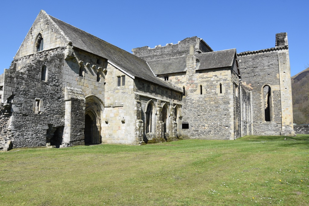 Valle Crucis Abbey