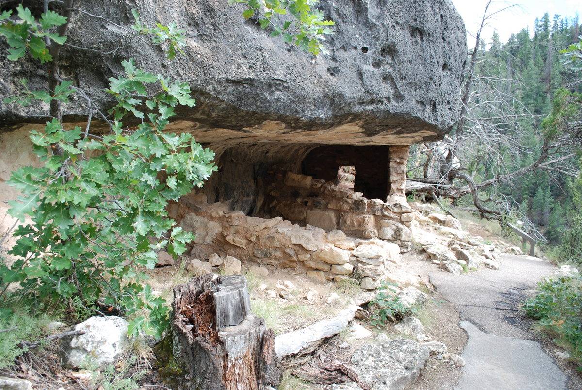 Walnut Canyon National Monument 1