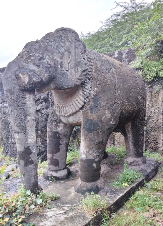 Shivleni Caves 