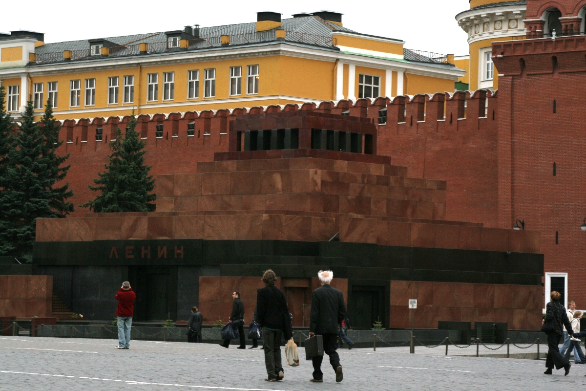 tomb of lenin 5