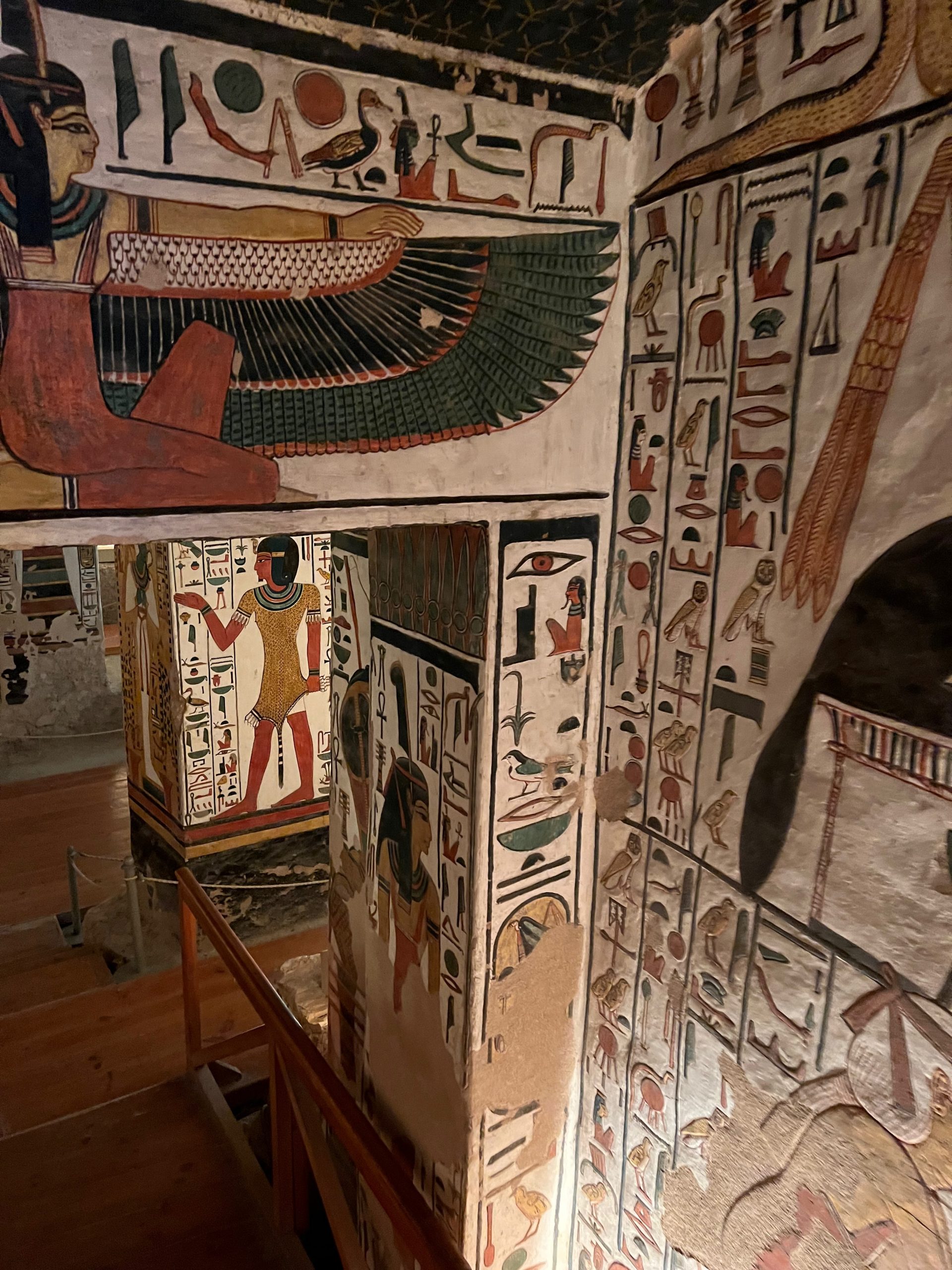 tomb of nefertari 4